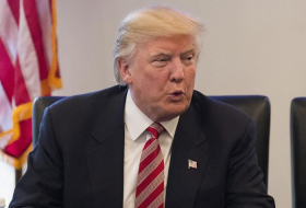 President Trump signs executive order to build border wall 